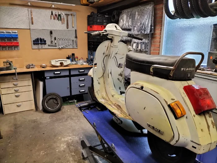 Canton Mopeds – Vespa & Piaggo Ciao Parts Webshop 00053